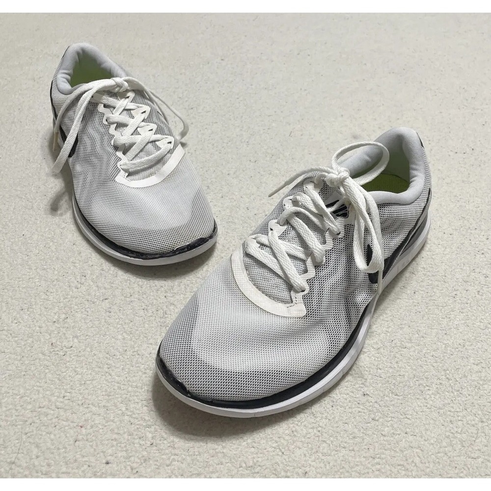 Nike Women's Free 4.0 Running Shoes Size 7 Barefoot Ride Sneakers 718412-100